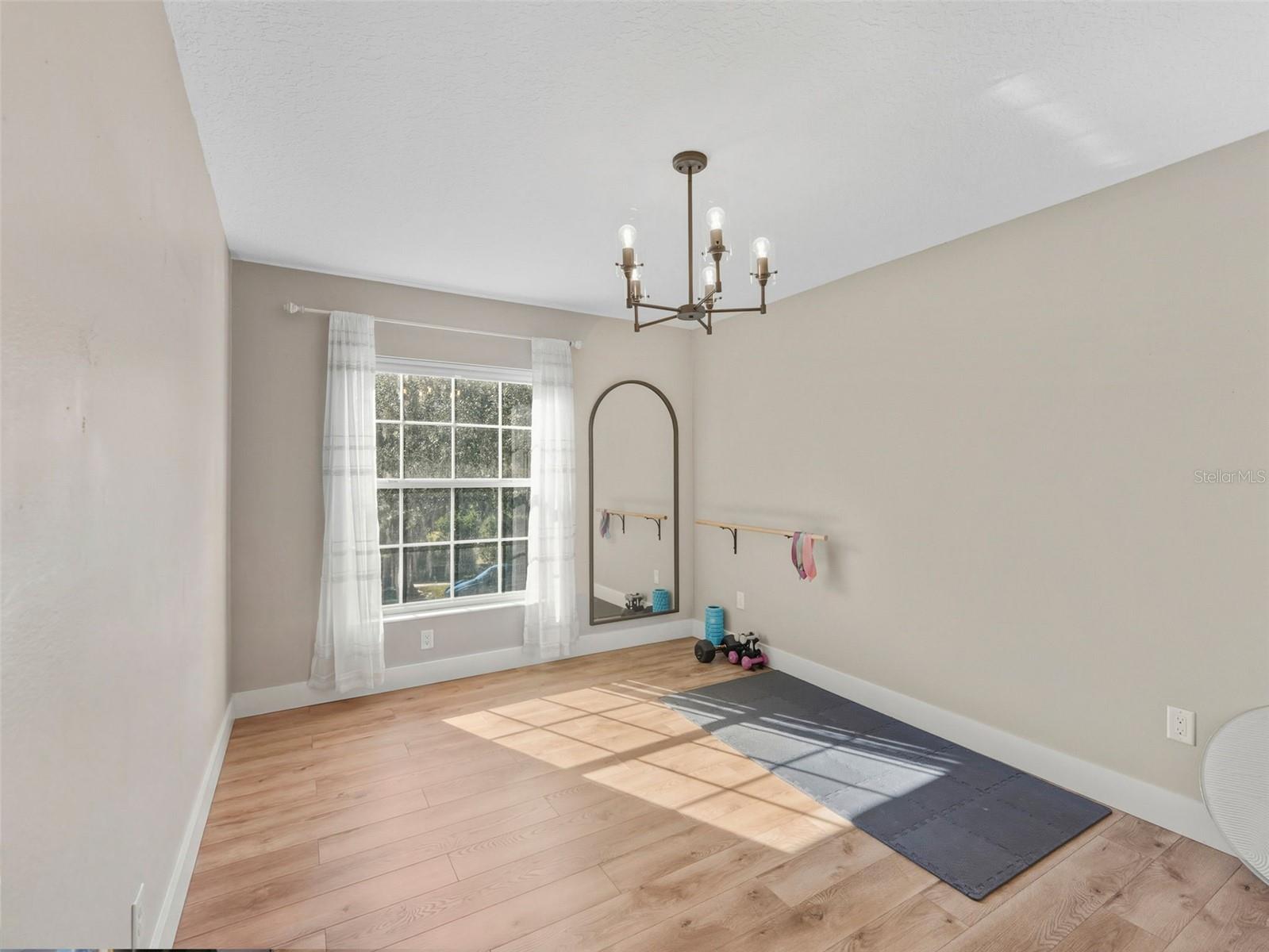 Image 24 of 47 For 8606 Buttonbush Court