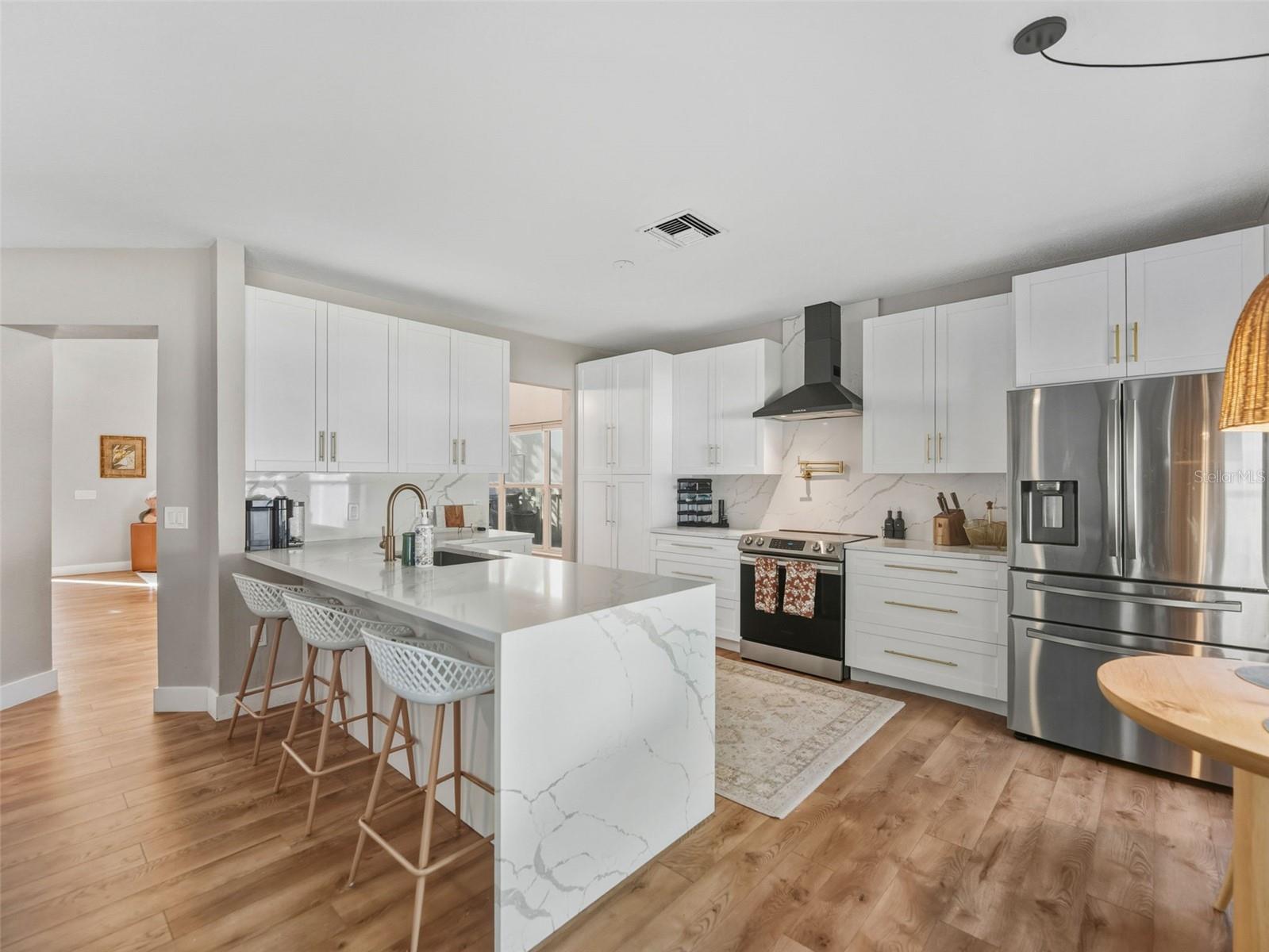 Image 3 of 47 For 8606 Buttonbush Court