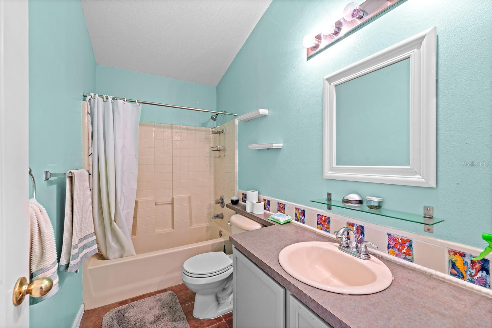 Listing photo id 15 for 1112 Lake Shore Ranch Drive