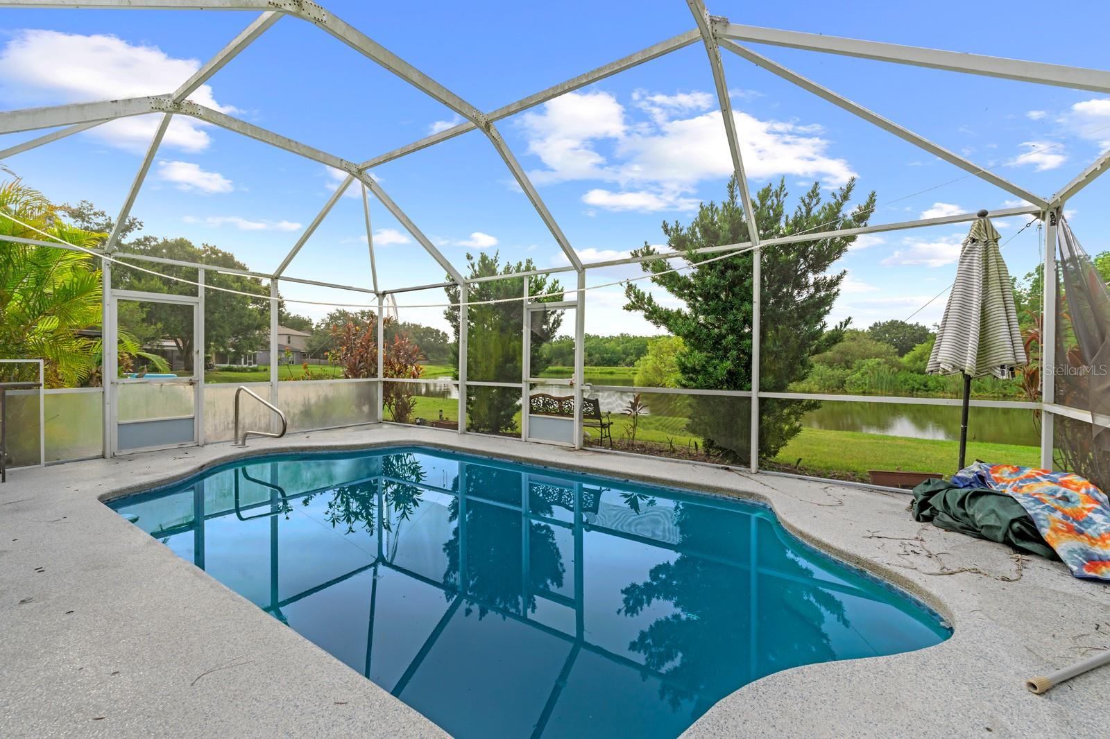 Listing photo id 20 for 1112 Lake Shore Ranch Drive