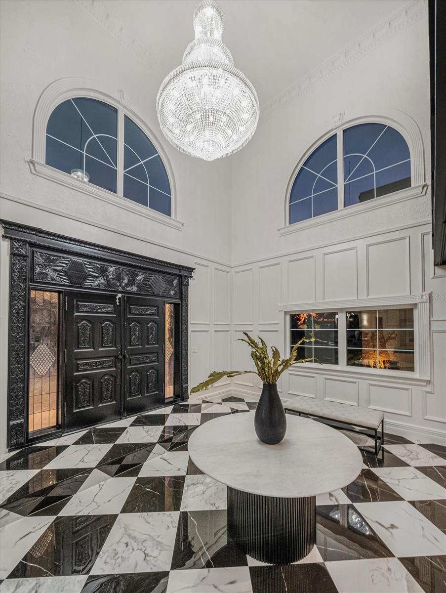 Image 10 of 95 For 320 Park Street S