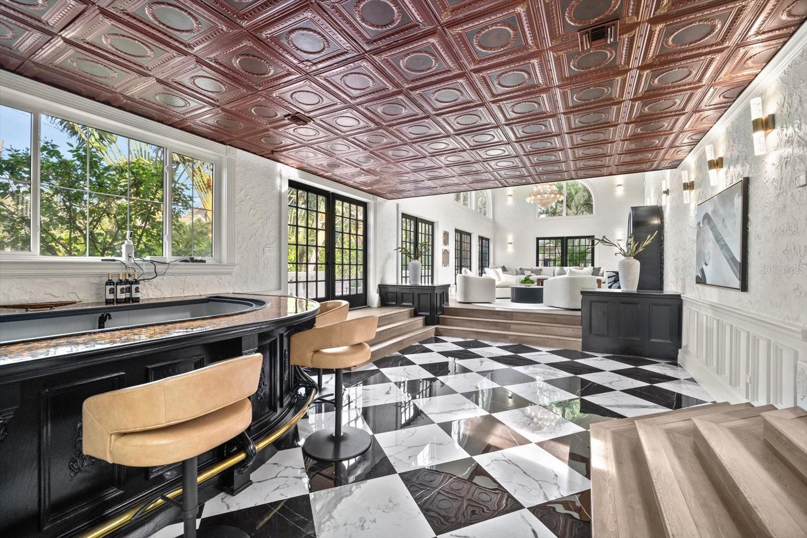 Image 13 of 95 For 320 Park Street S