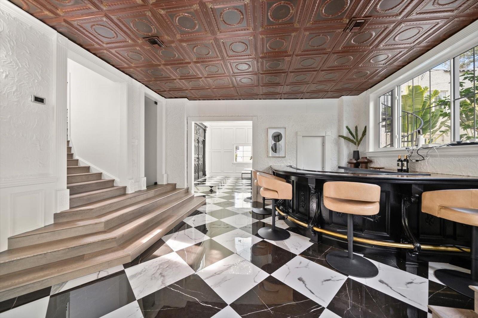 Image 14 of 95 For 320 Park Street S