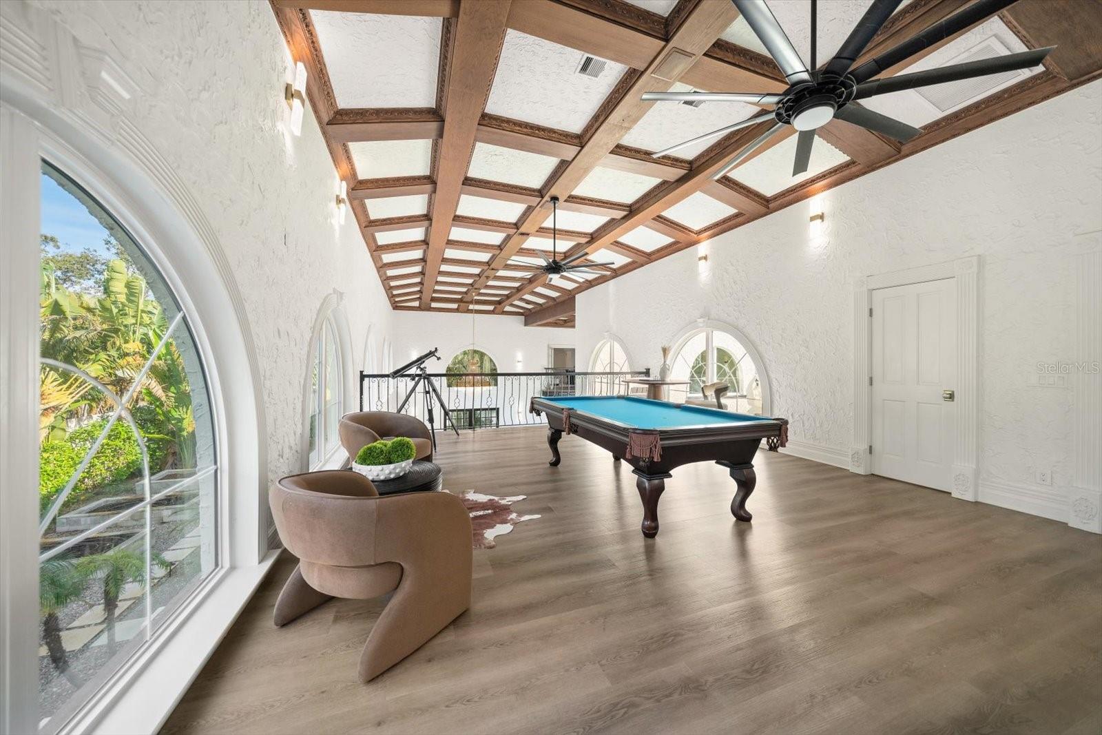 Image 30 of 95 For 320 Park Street S