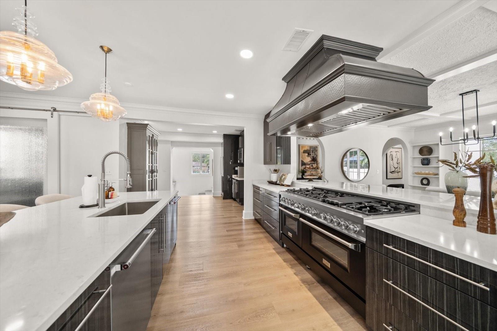 Image 31 of 95 For 320 Park Street S