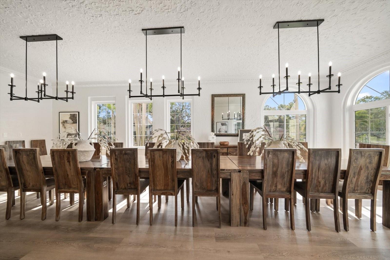 Image 38 of 95 For 320 Park Street S