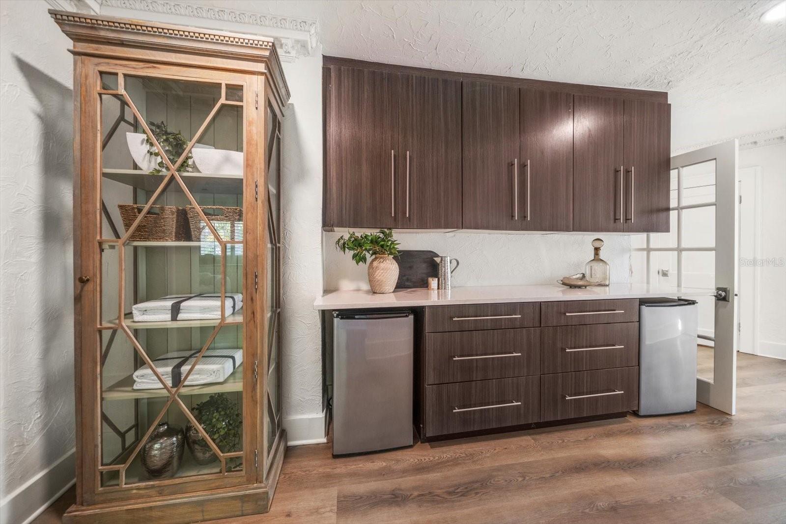 Image 46 of 95 For 320 Park Street S