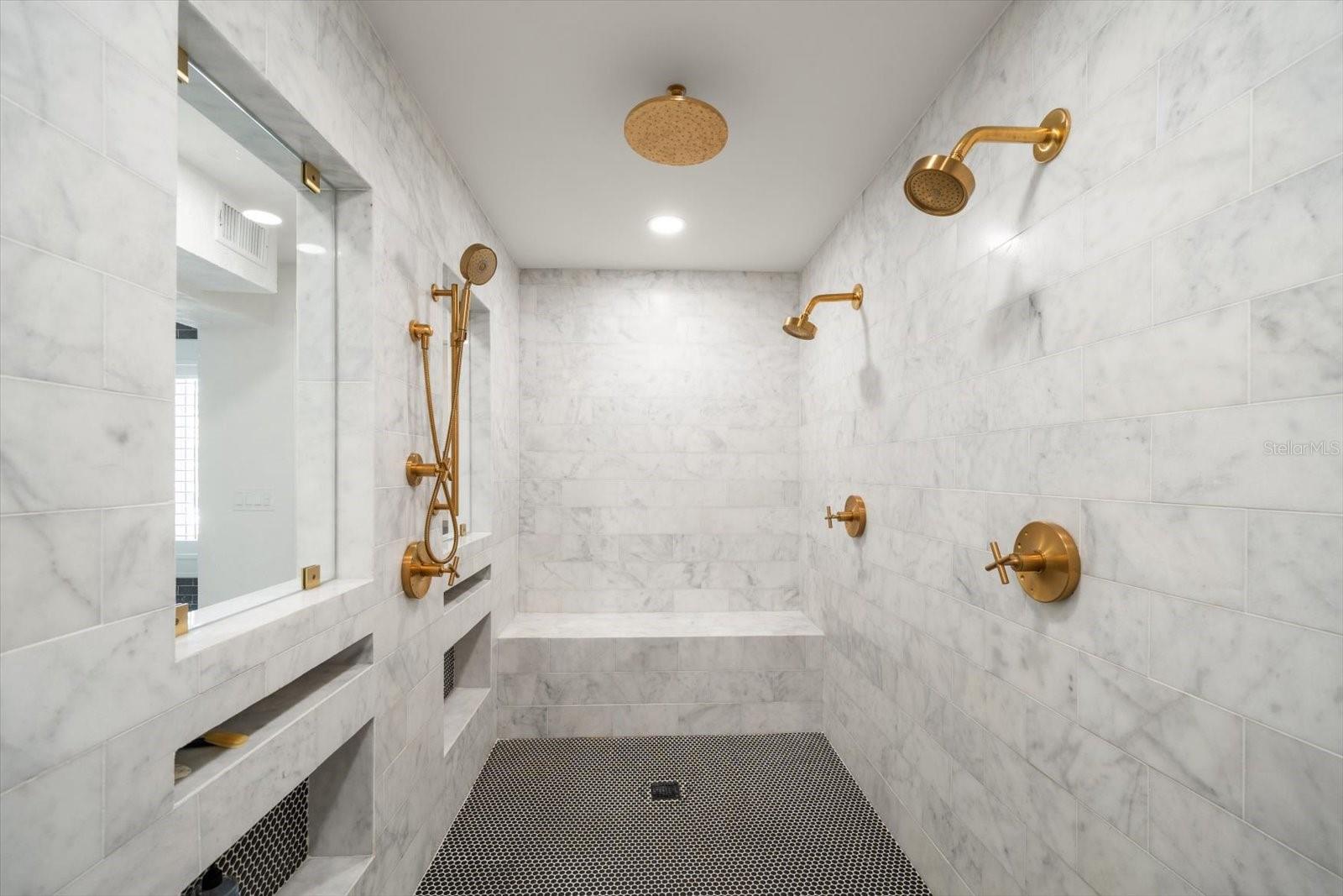 Image 52 of 95 For 320 Park Street S