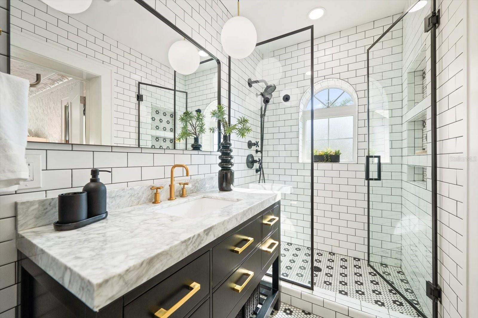 Image 70 of 95 For 320 Park Street S