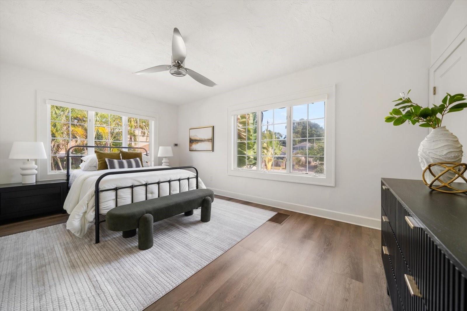 Image 80 of 95 For 320 Park Street S