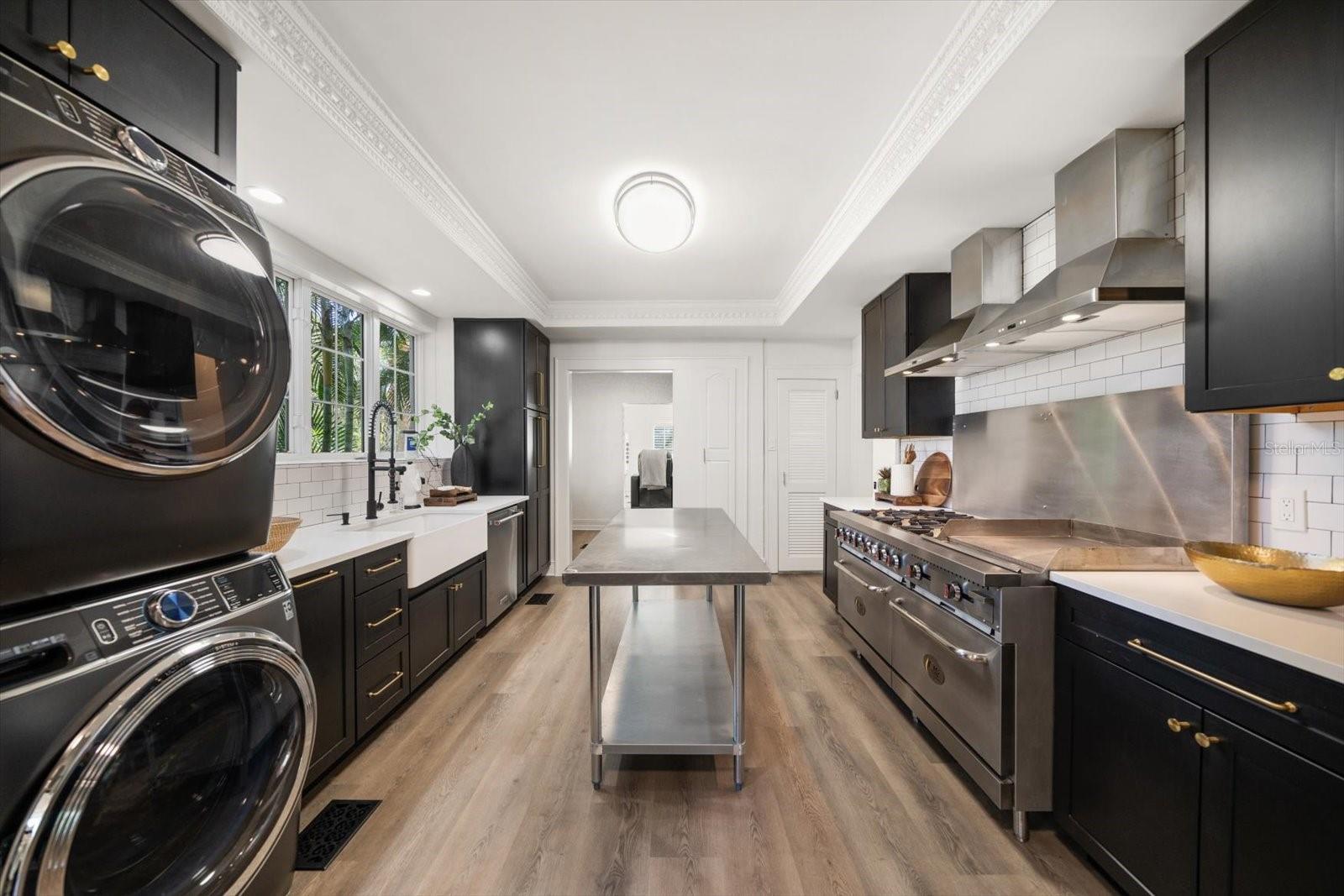 Image 83 of 95 For 320 Park Street S