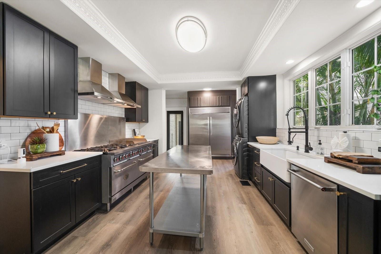 Image 85 of 95 For 320 Park Street S