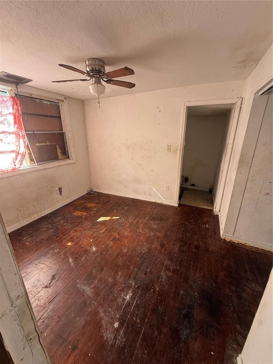 Image 19 of 30 For 2922 12th Street