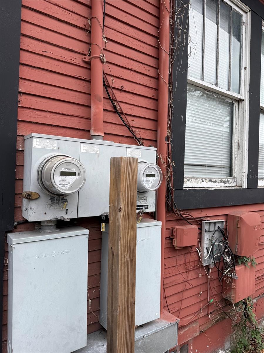 Image 5 of 30 For 2922 12th Street