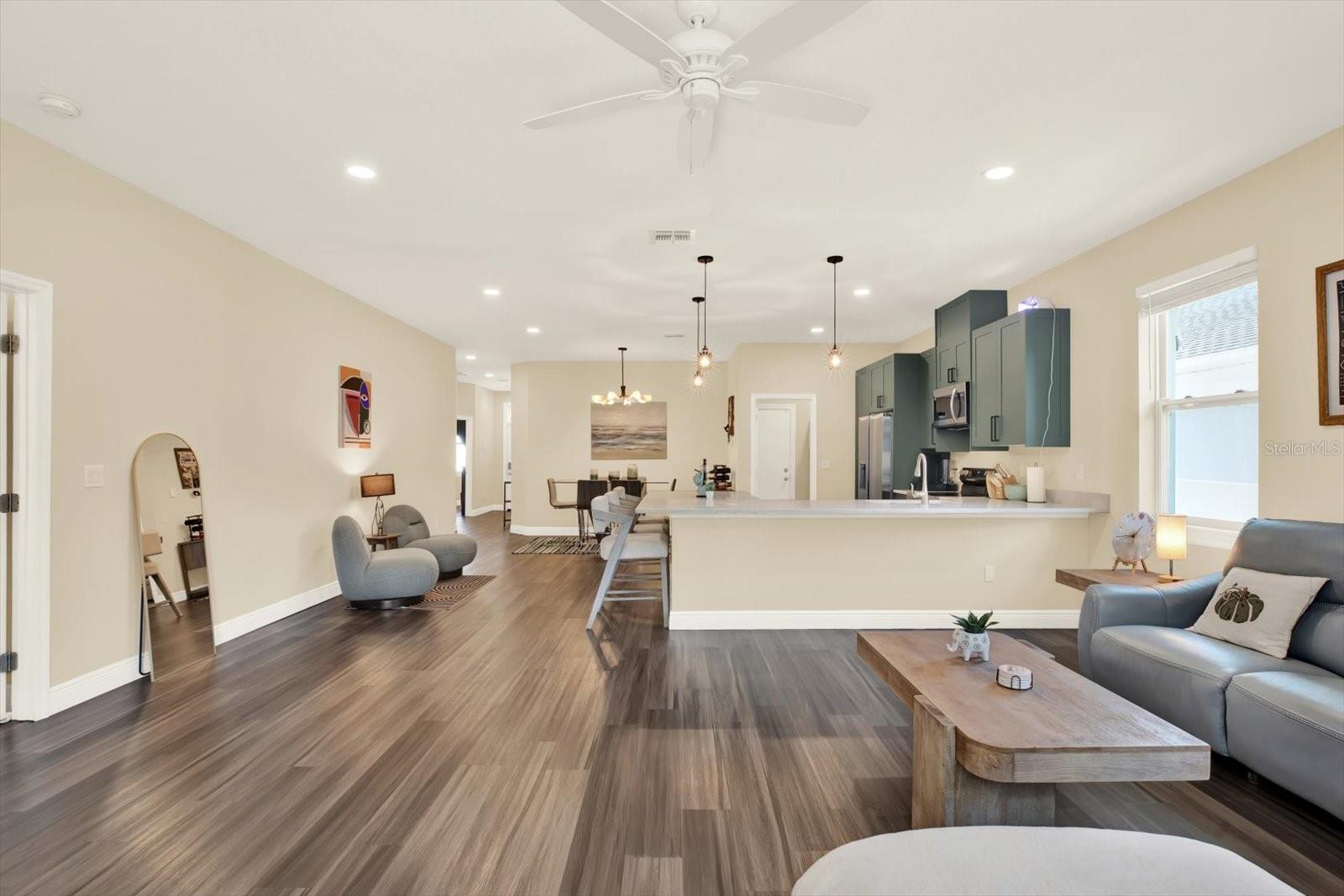 Image 13 of 32 For 1805 Powhatan Avenue