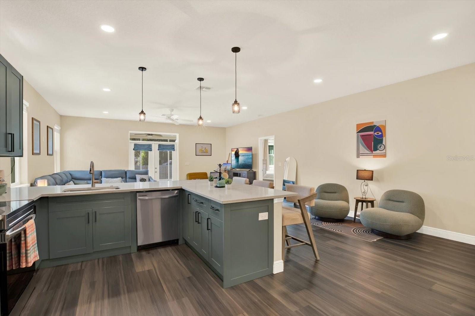 Image 7 of 32 For 1805 Powhatan Avenue