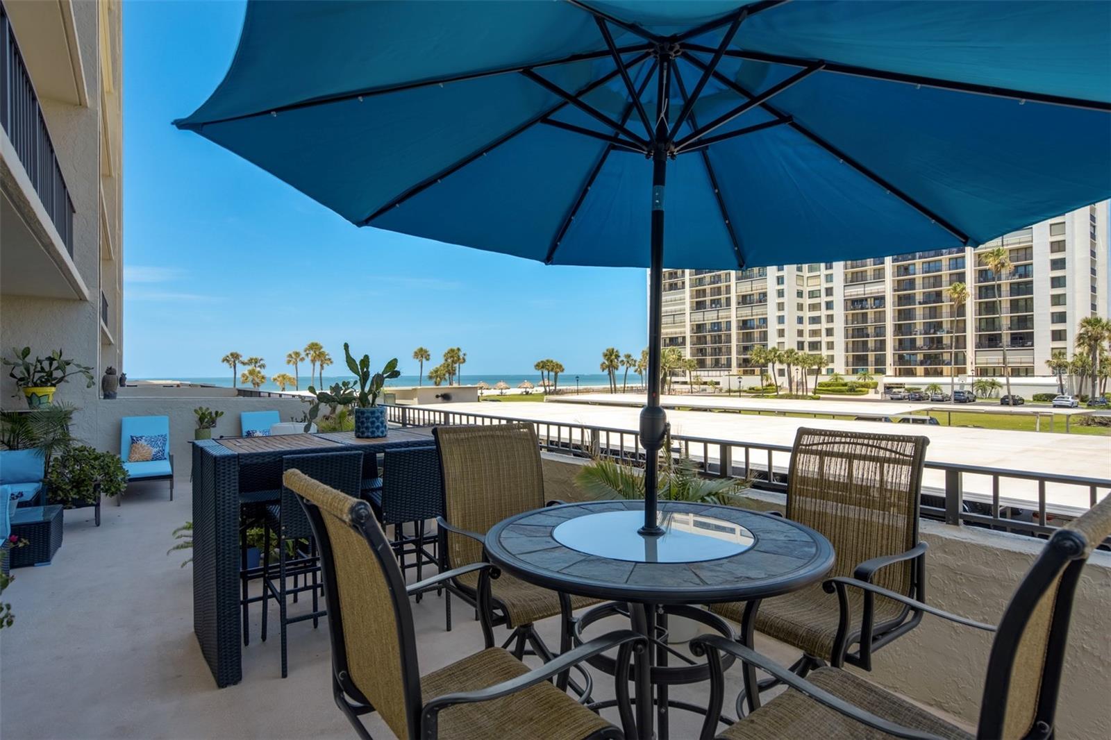 Listing photo id 1 for 1480 Gulf Boulevard 109
