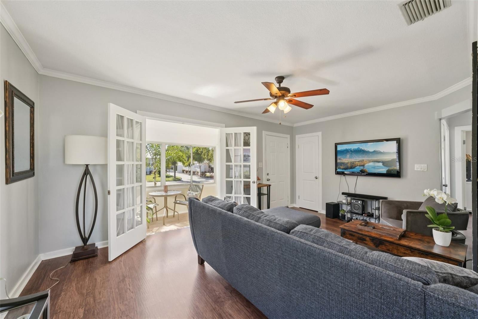 Image 10 of 57 For 4809 33rd Avenue N