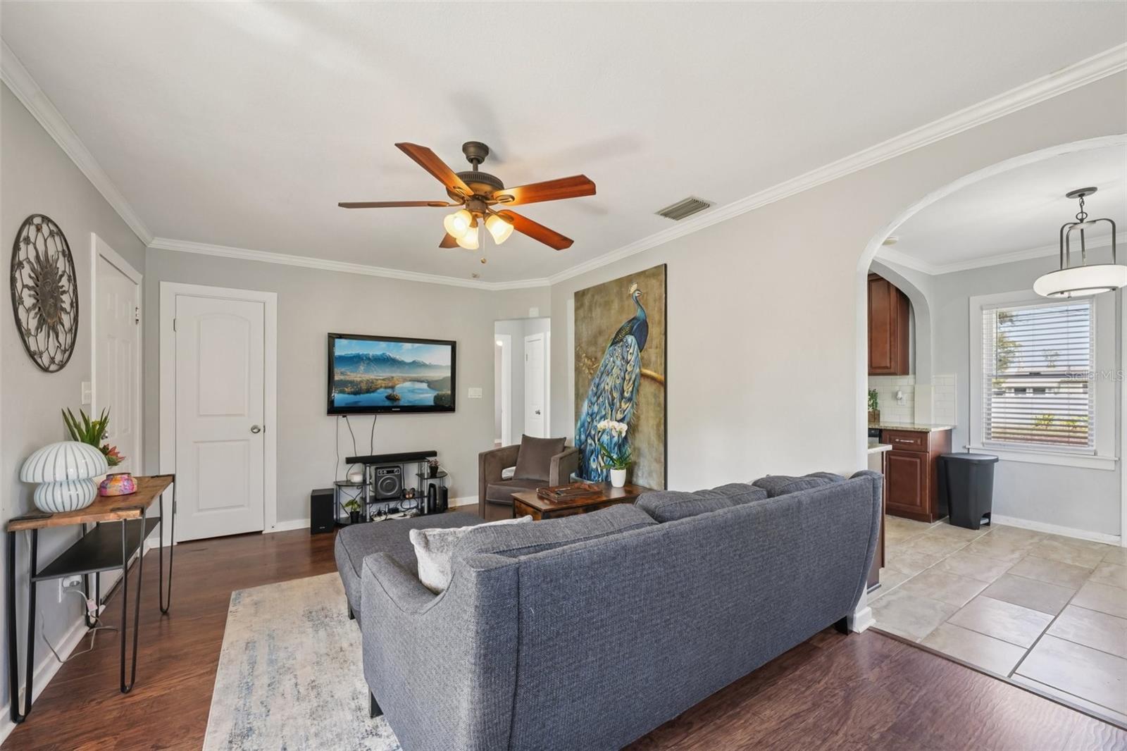 Image 14 of 57 For 4809 33rd Avenue N