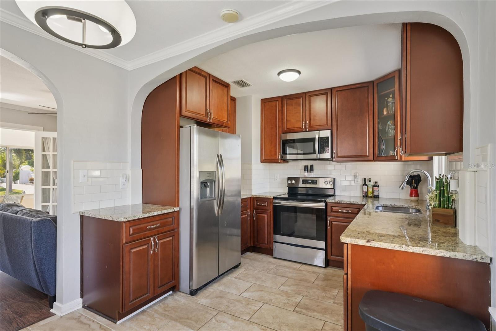 Image 18 of 57 For 4809 33rd Avenue N