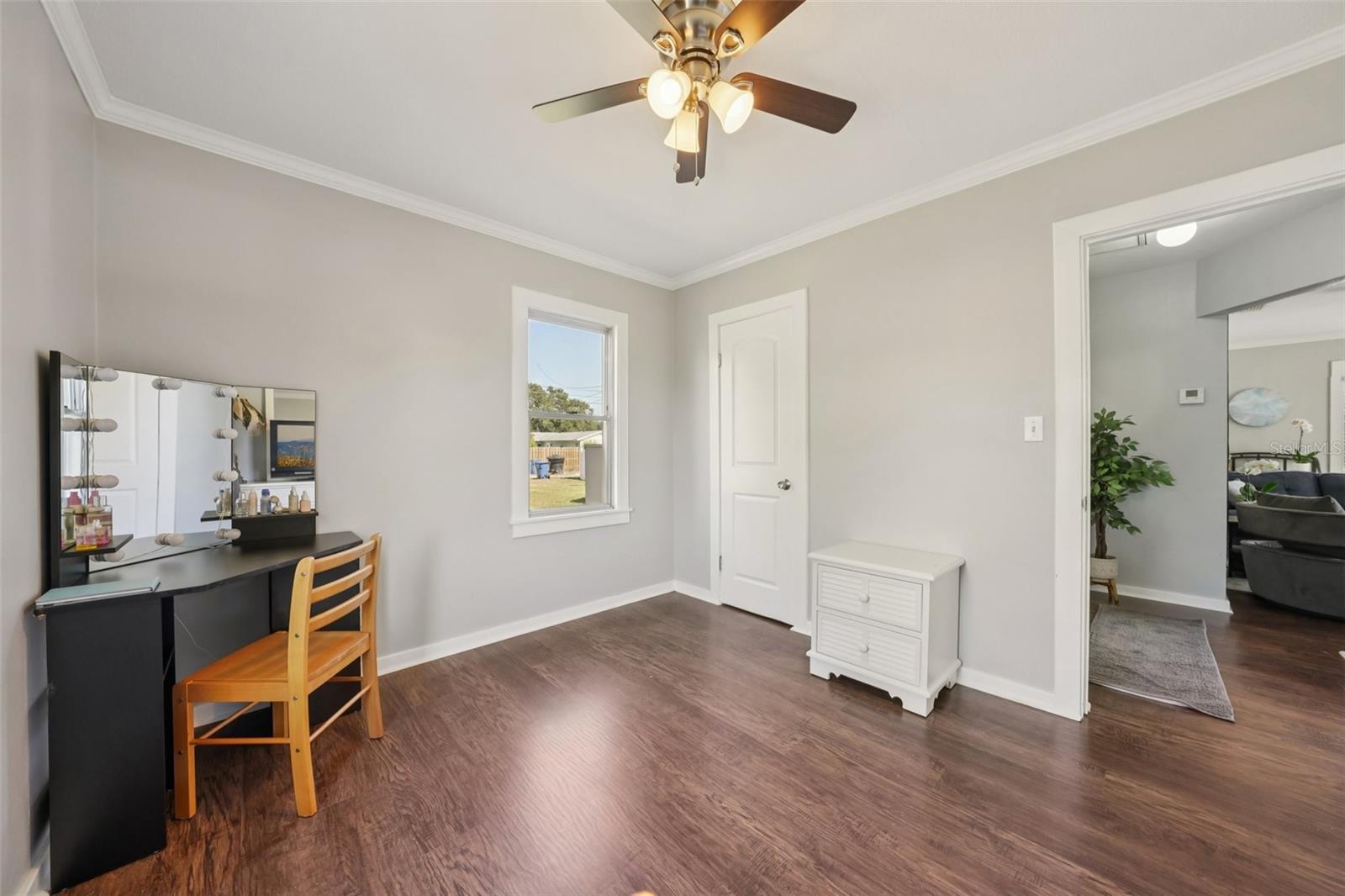 Image 28 of 57 For 4809 33rd Avenue N