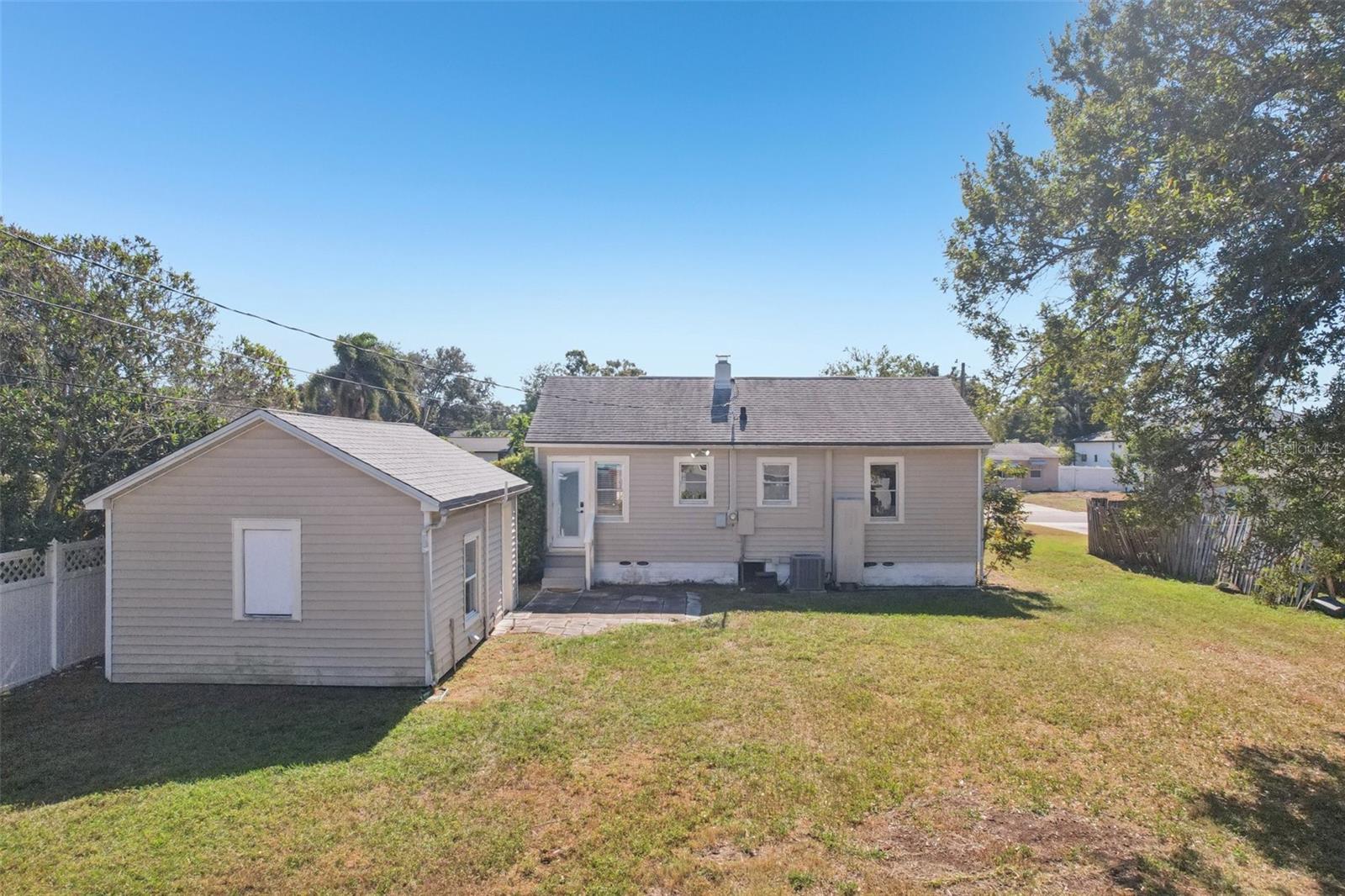 Image 41 of 57 For 4809 33rd Avenue N