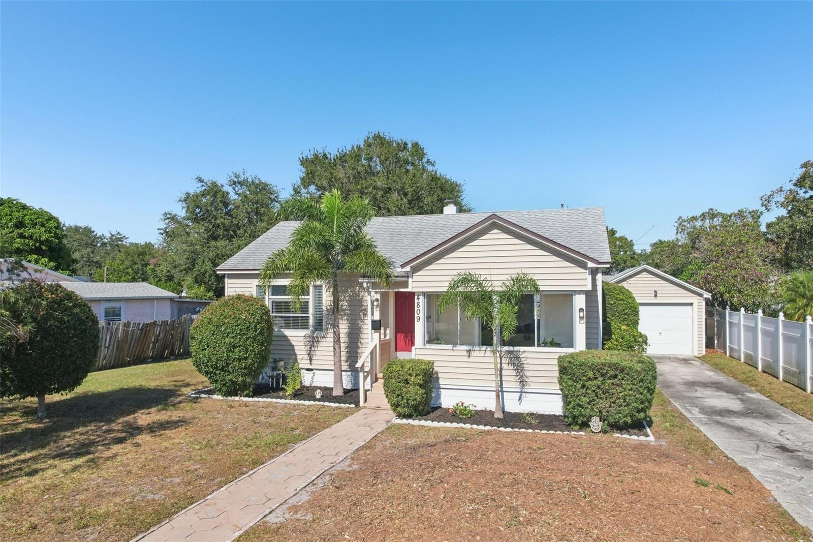 Image 42 of 57 For 4809 33rd Avenue N