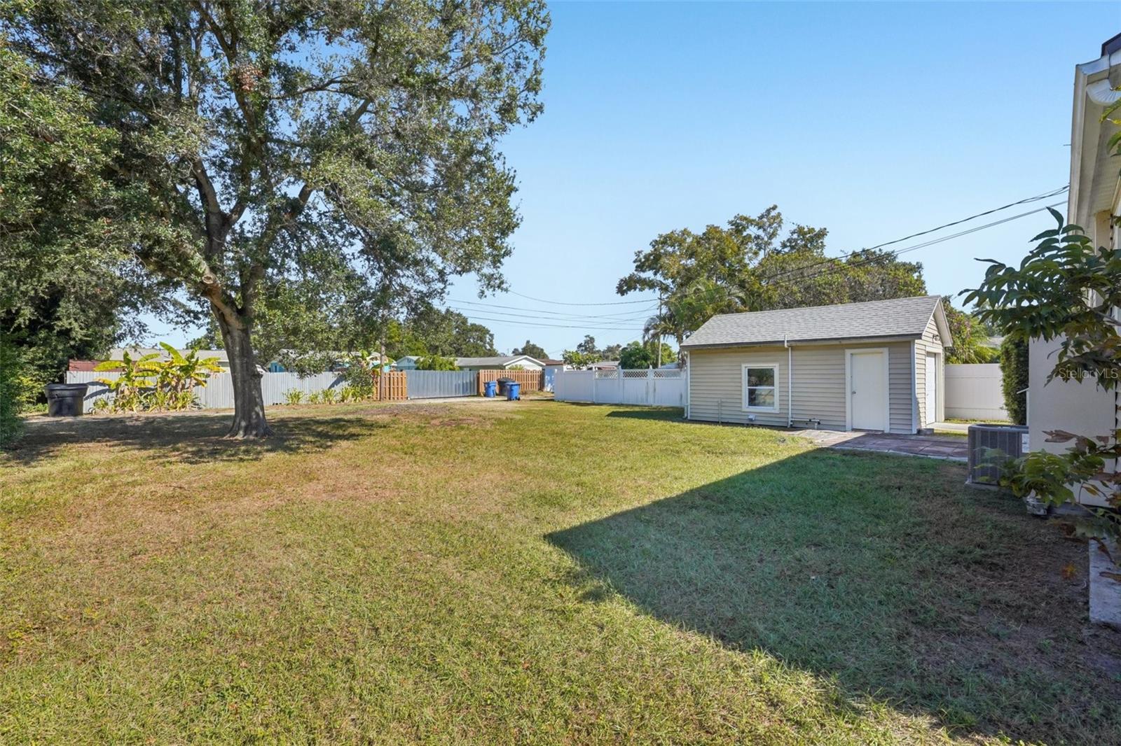 Image 6 of 57 For 4809 33rd Avenue N