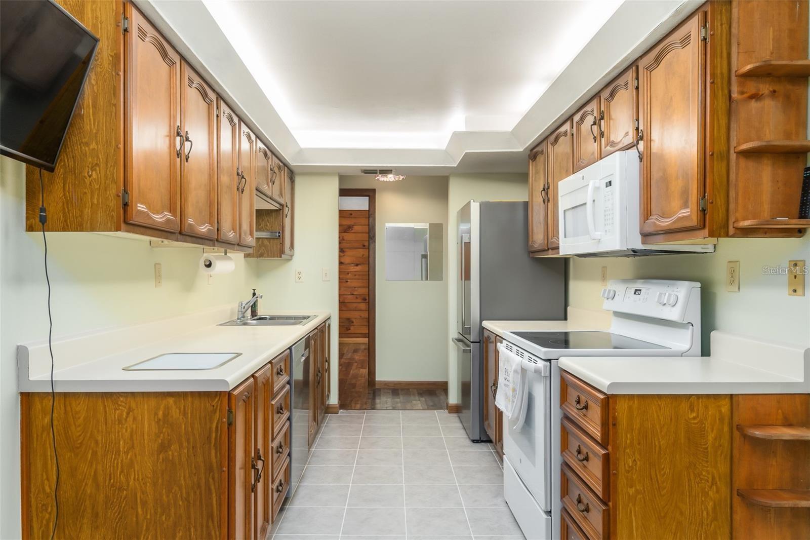 Image 28 of 35 For 4107 Robin Way