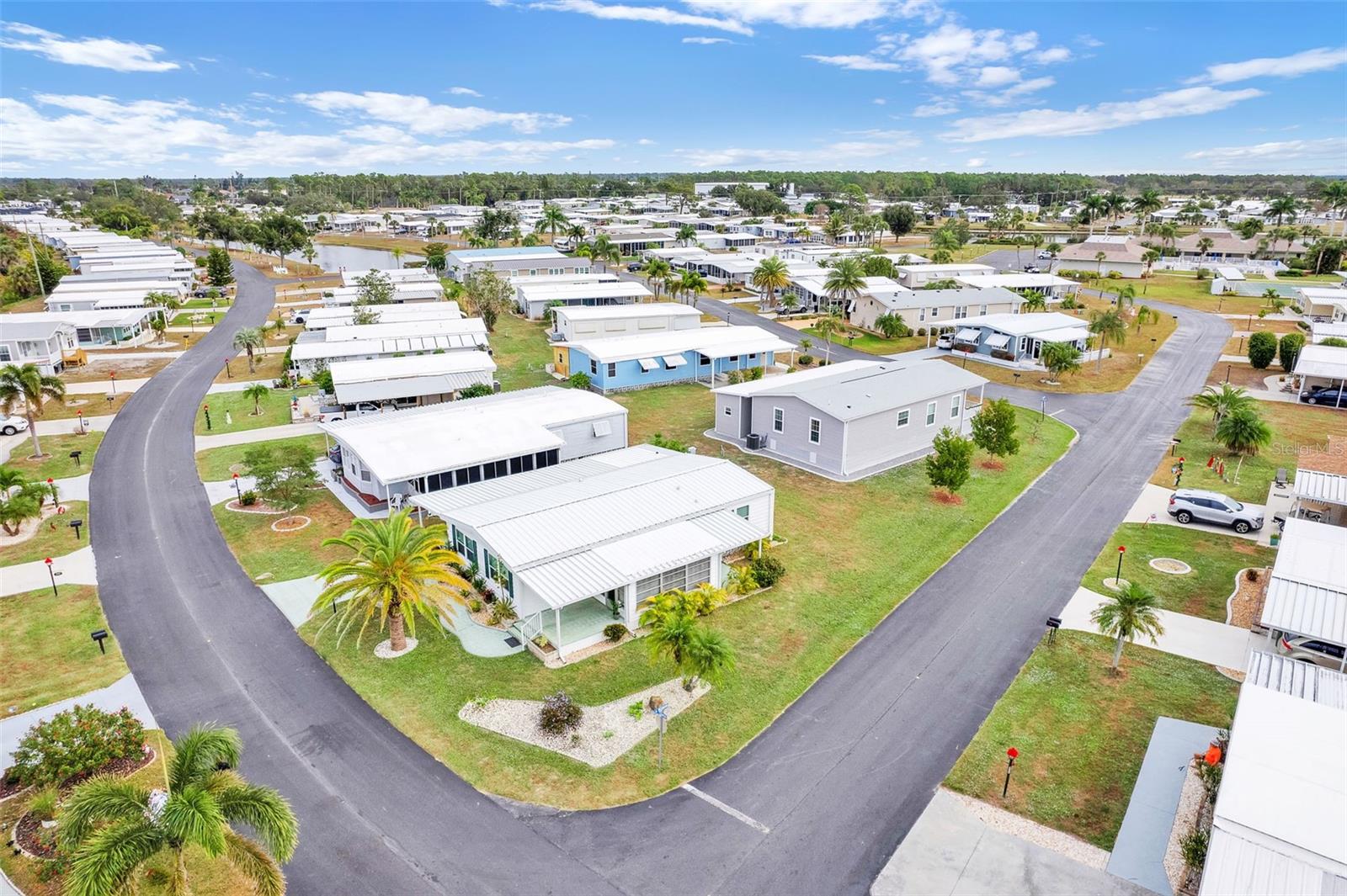 Image 24 of 79 For 329 La Costa