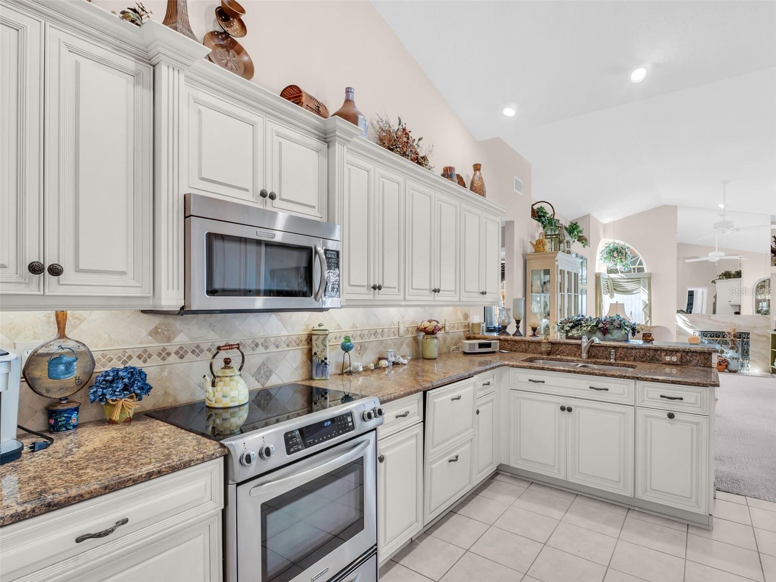 Image 13 of 56 For 1929 Wood Haven Street