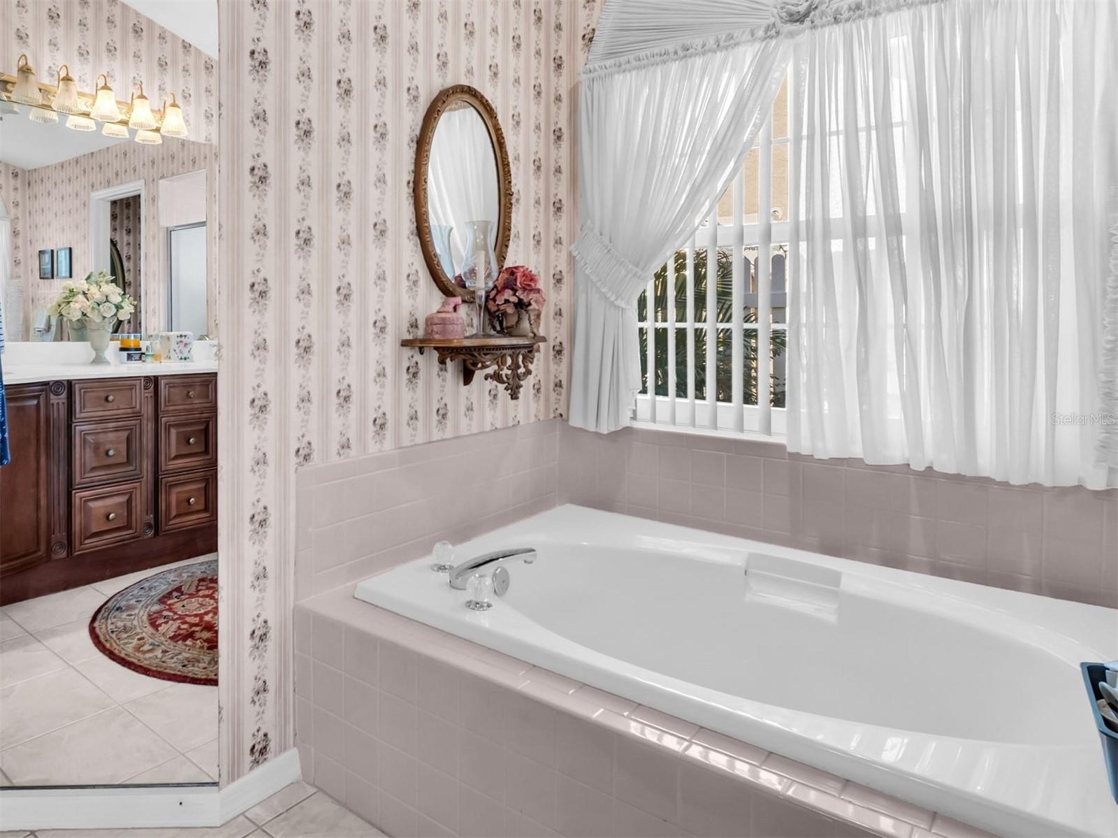 Image 31 of 56 For 1929 Wood Haven Street