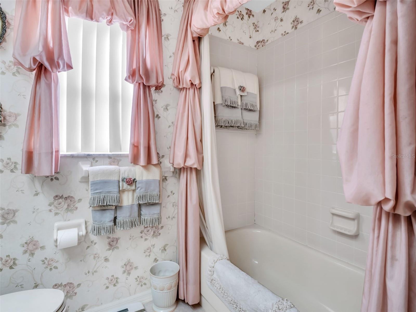 Image 35 of 56 For 1929 Wood Haven Street