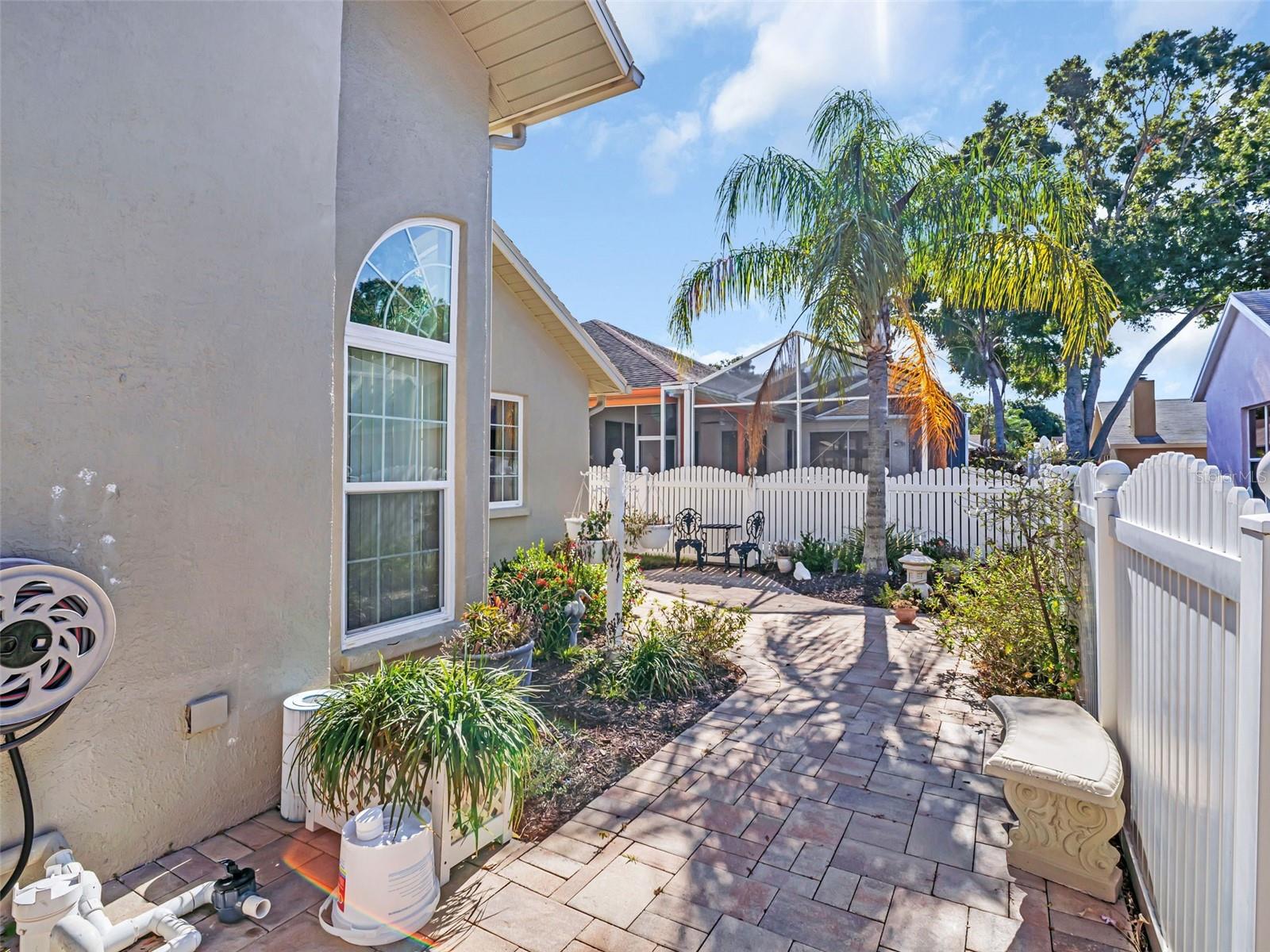 Image 5 of 56 For 1929 Wood Haven Street