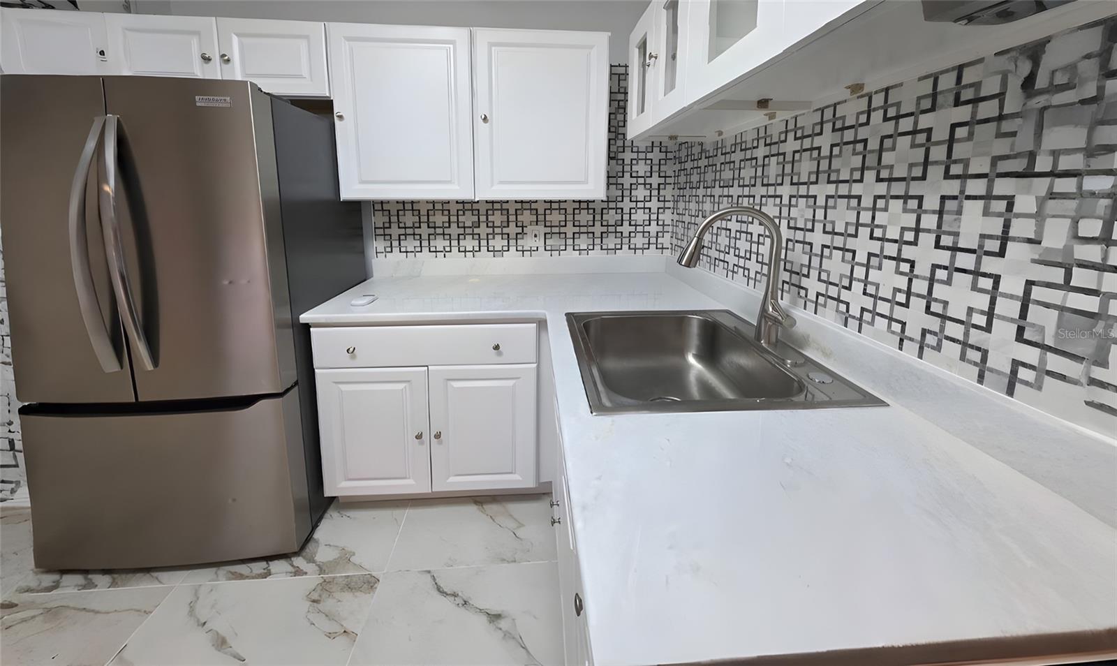 Image 4 of 8 For 2500 Harn Boulevard E9