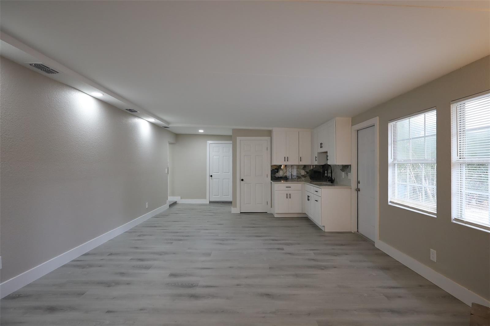 Image 24 of 32 For 2108 Annie Street