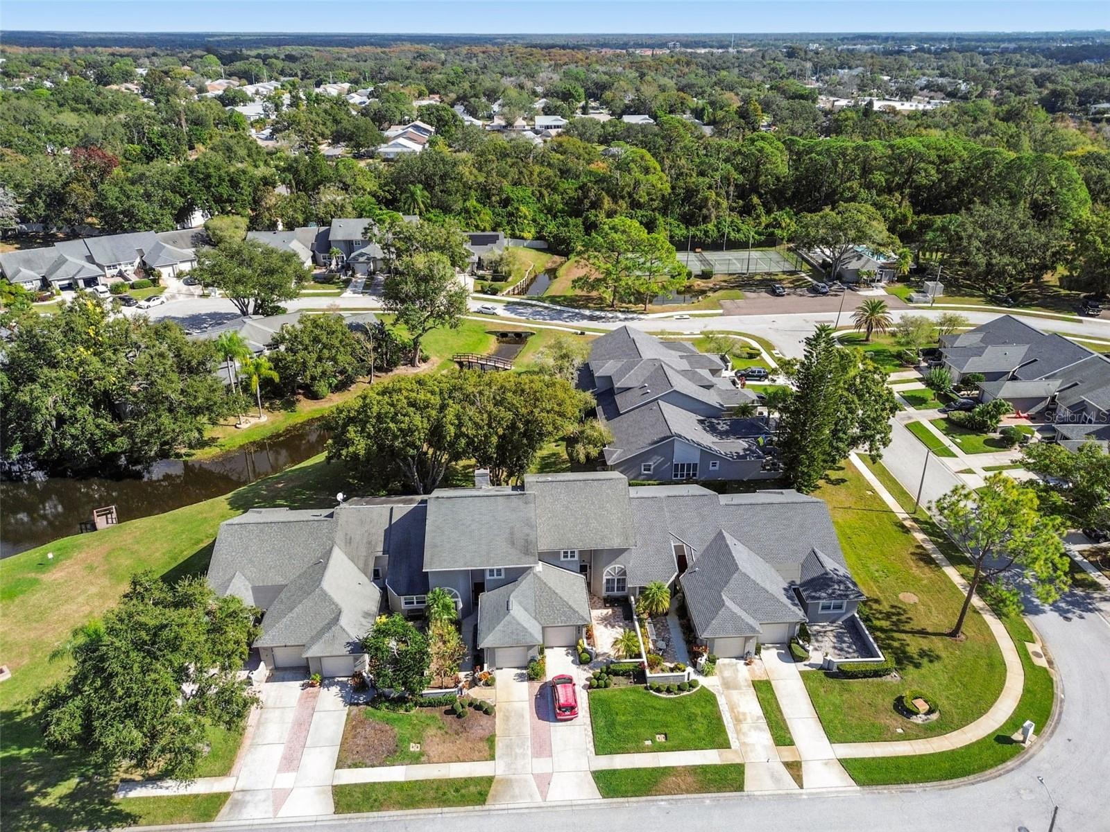 Image 46 of 58 For 349 Buckingham Place