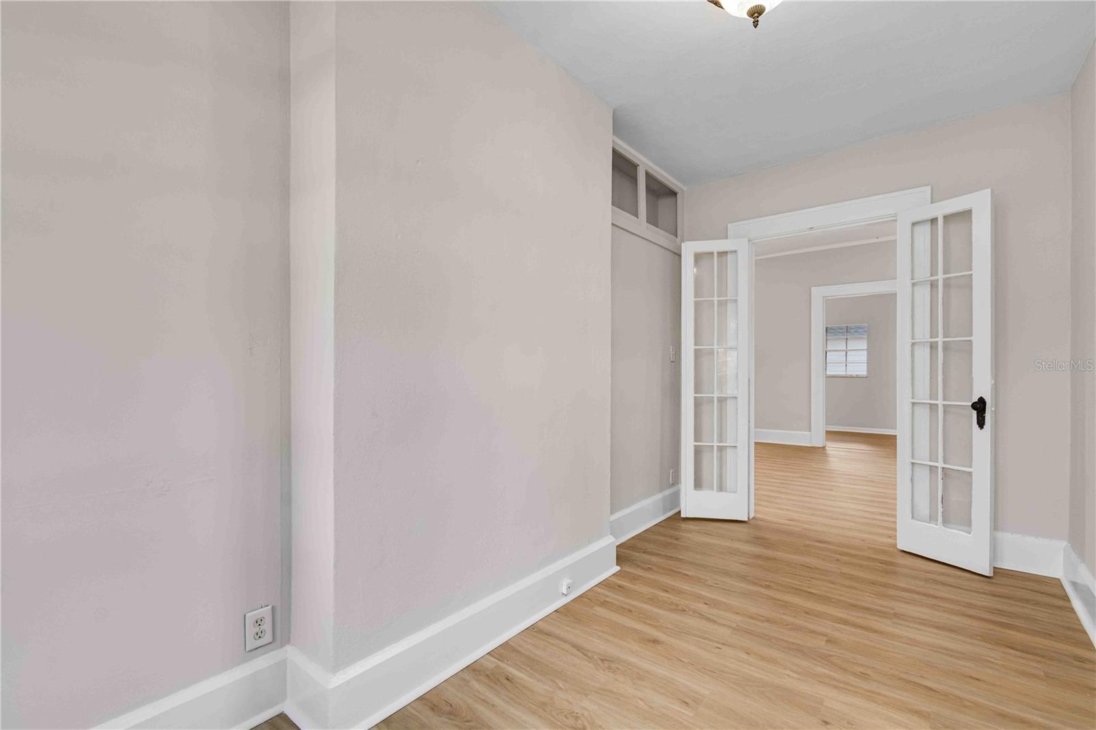 Image 13 of 58 For 2302 12th Street N