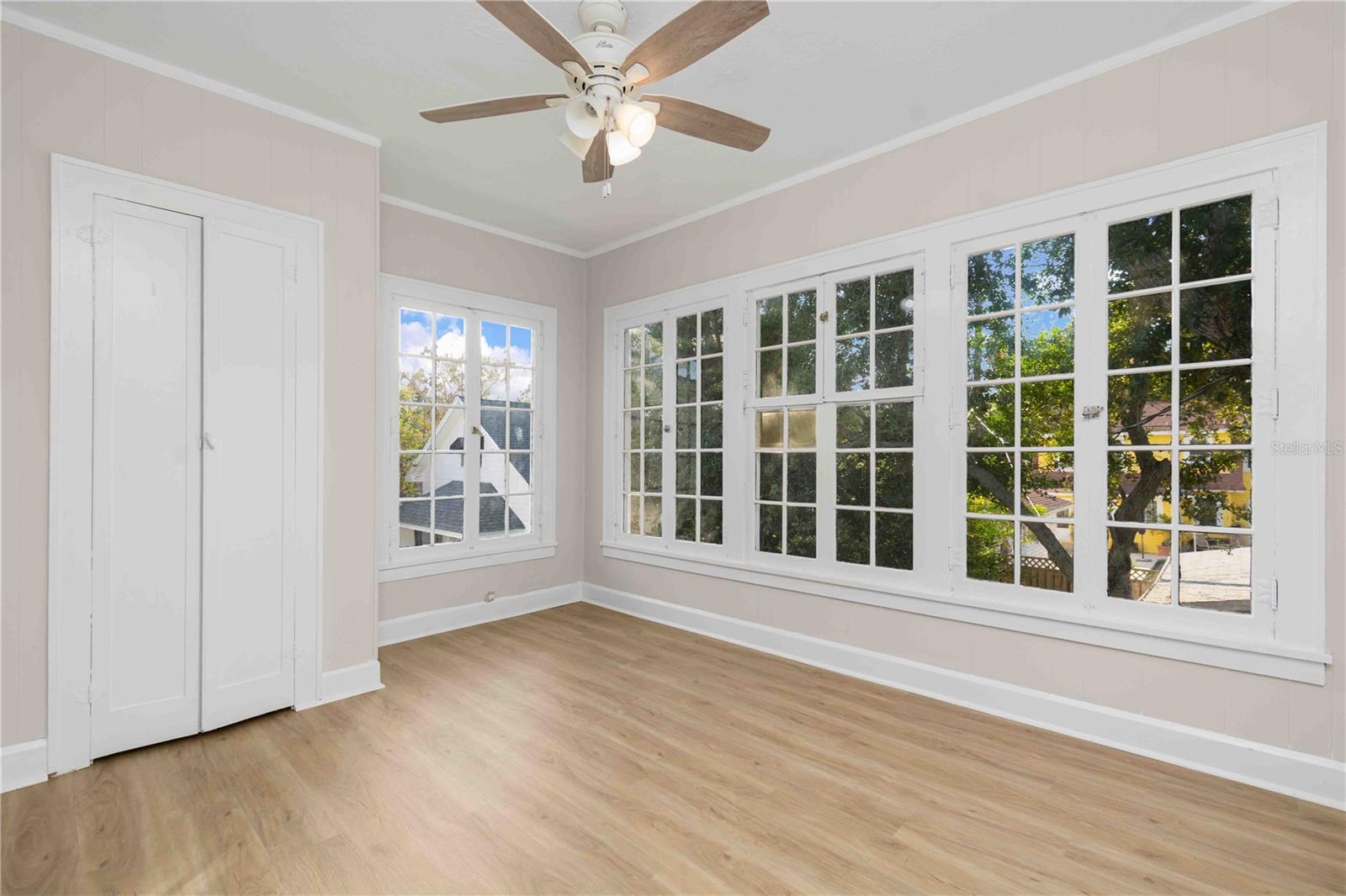 Image 26 of 58 For 2302 12th Street N