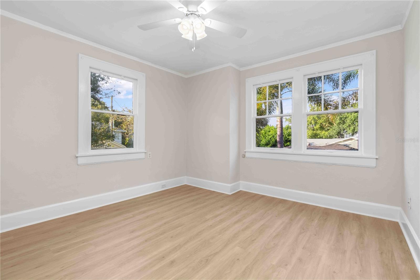 Image 34 of 58 For 2302 12th Street N