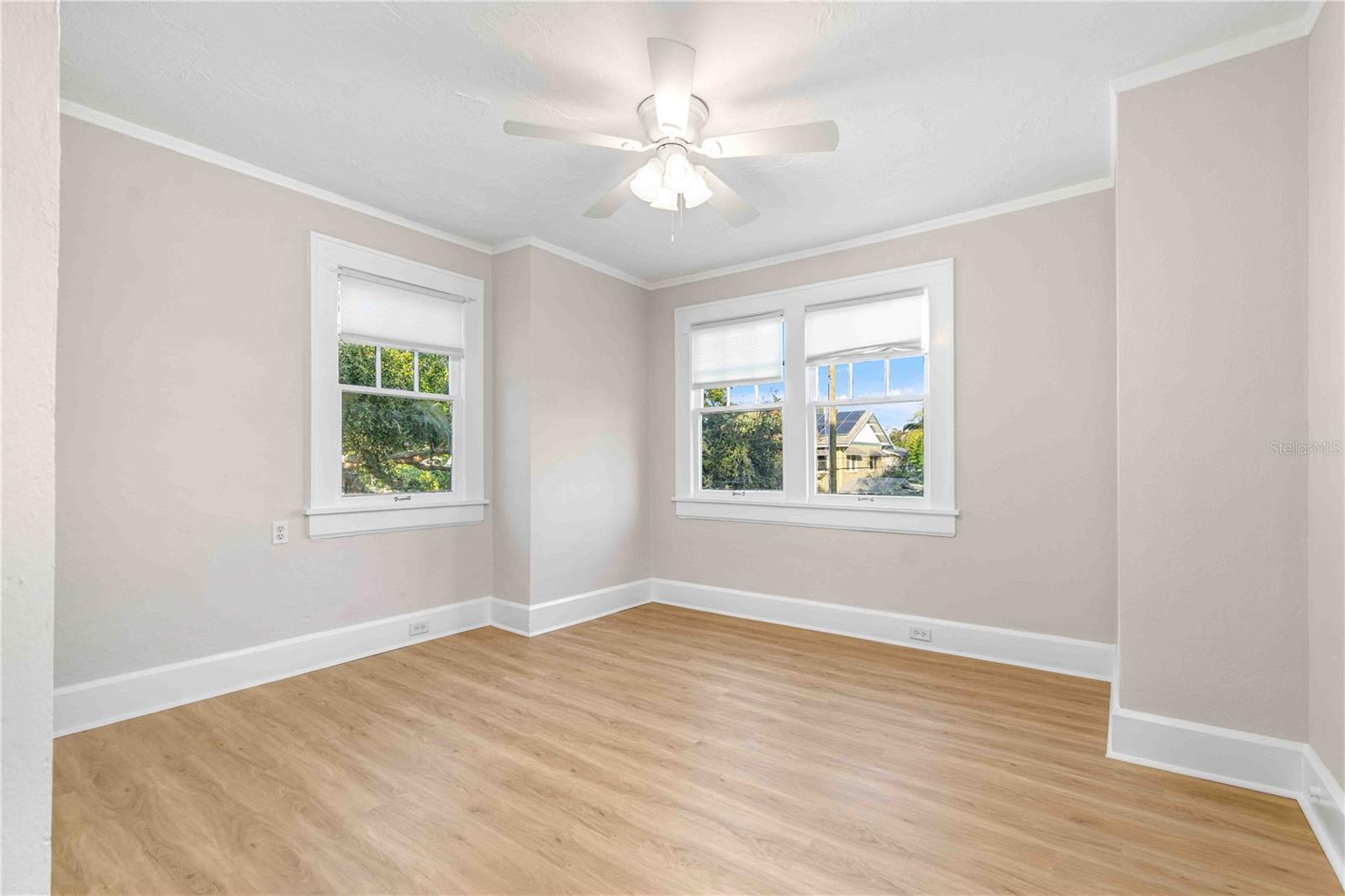 Image 40 of 58 For 2302 12th Street N