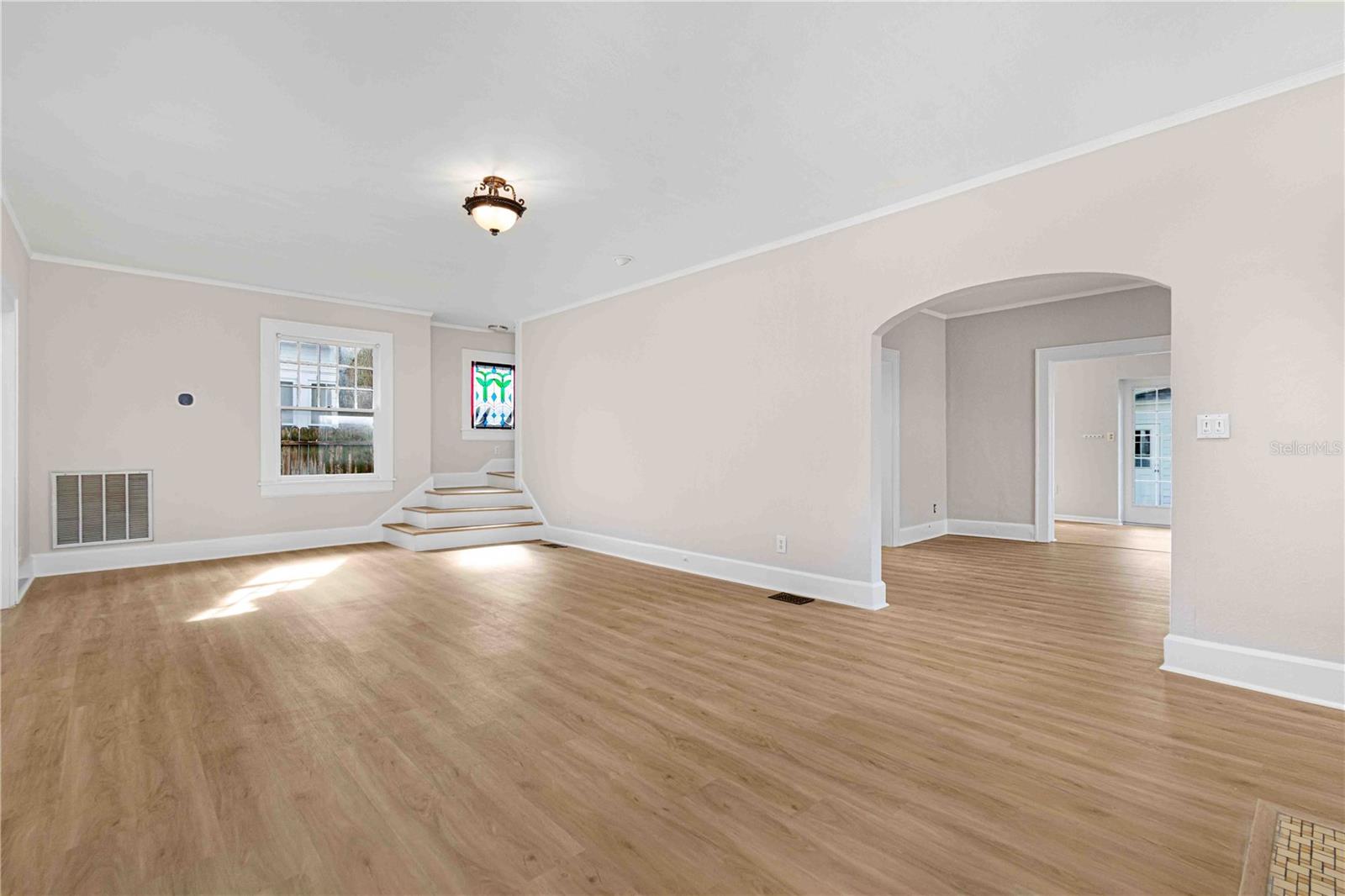 Image 5 of 58 For 2302 12th Street N