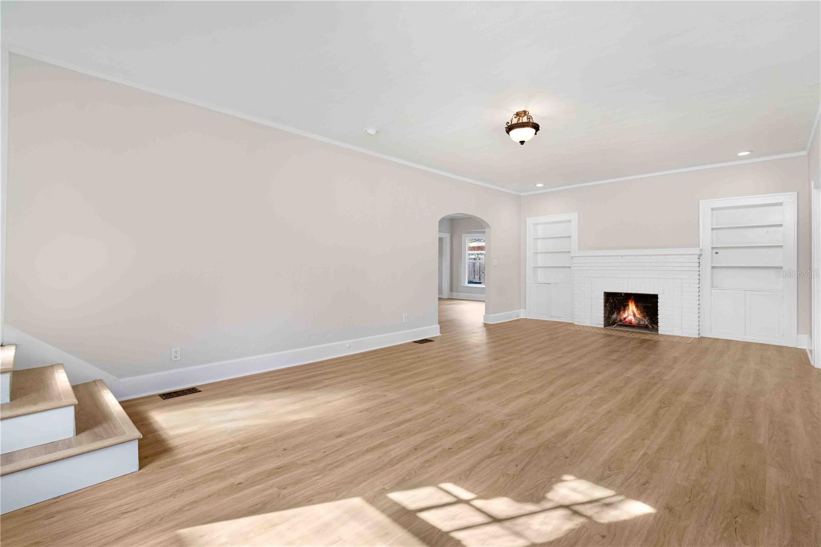 Image 6 of 58 For 2302 12th Street N