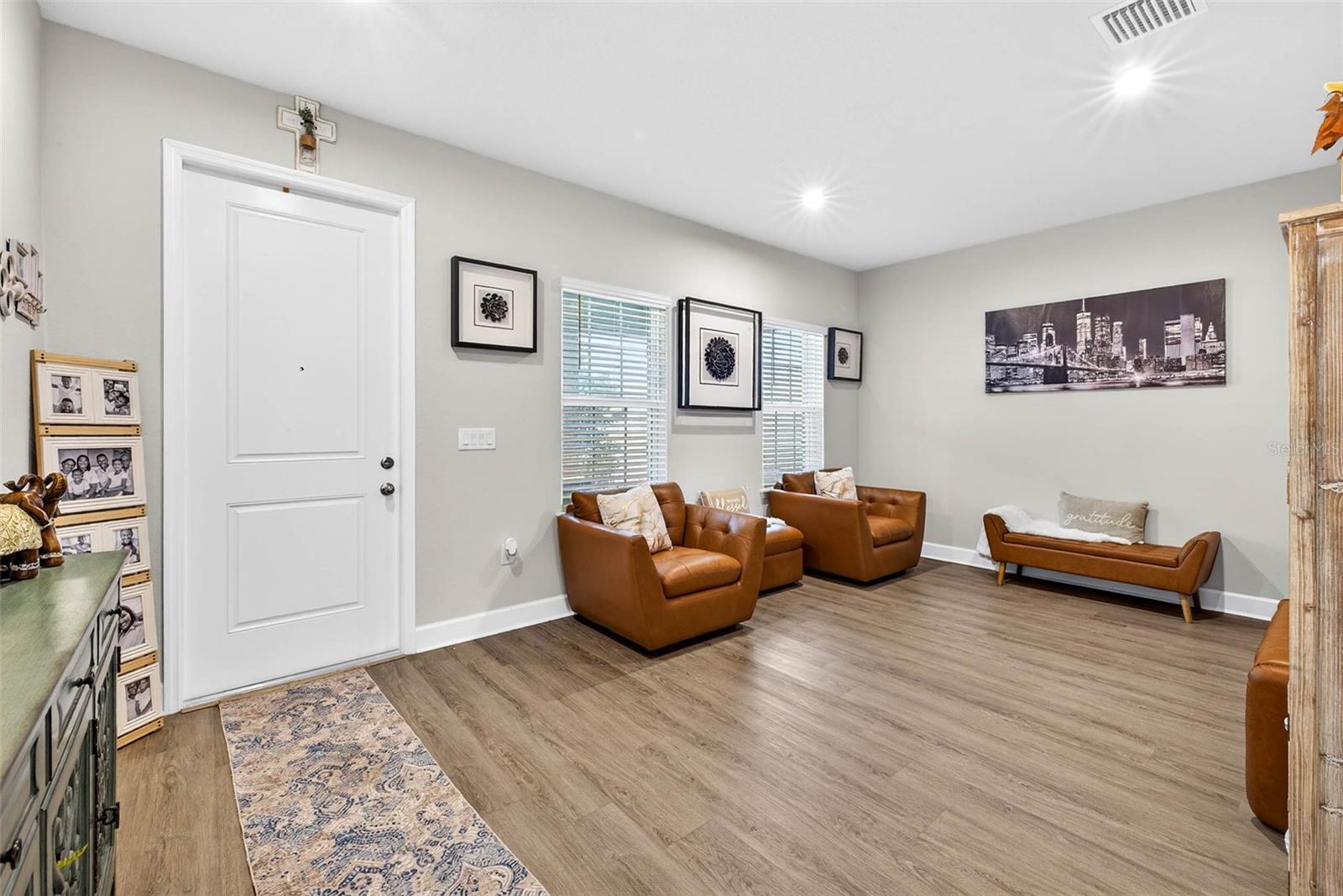 Image 11 of 84 For 35474 Quartz Lake Drive