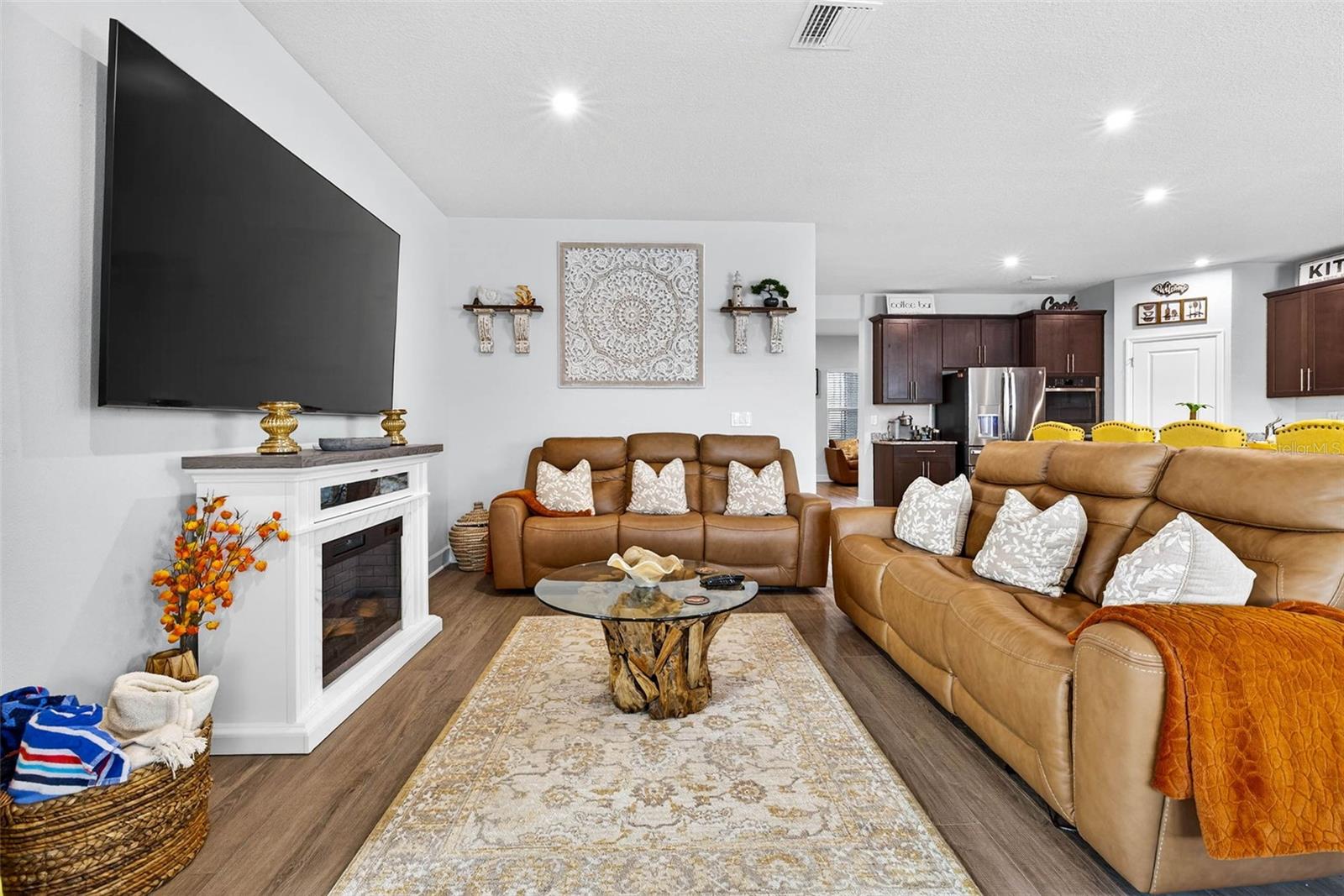 Image 17 of 84 For 35474 Quartz Lake Drive