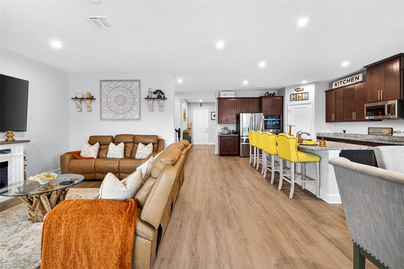 Image 27 of 84 For 35474 Quartz Lake Drive