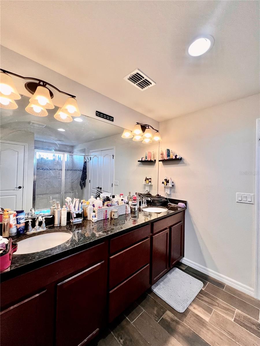 Image 21 of 46 For 14112 Poke Ridge Drive