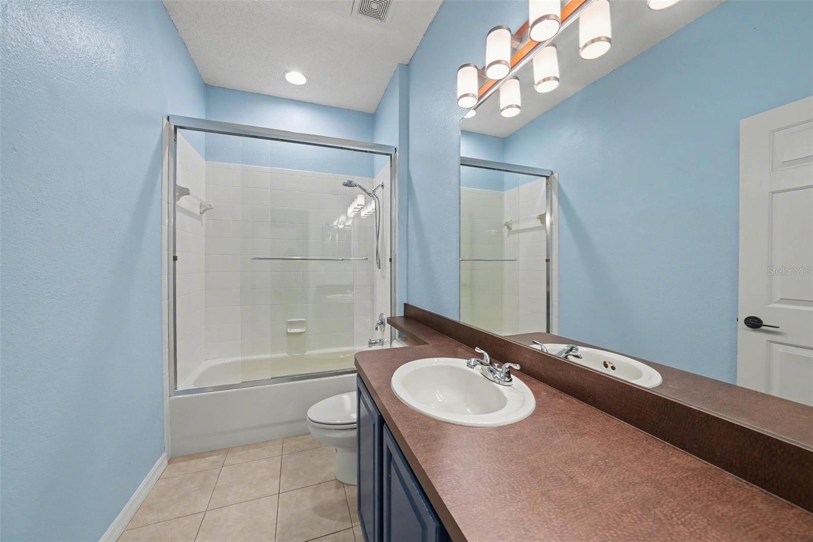 Image 16 of 35 For 2810 Ravendale Lane