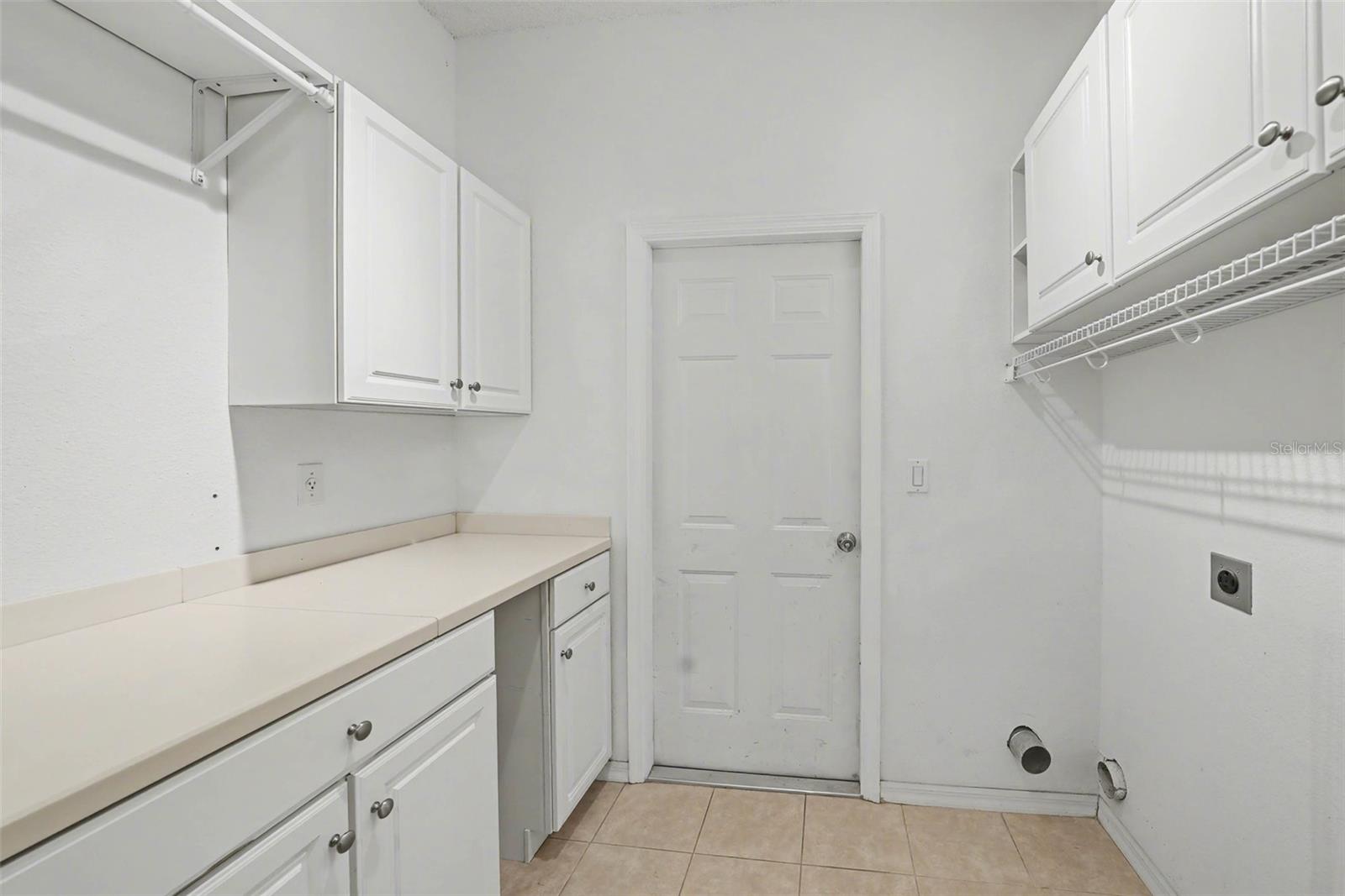 Image 20 of 35 For 2810 Ravendale Lane