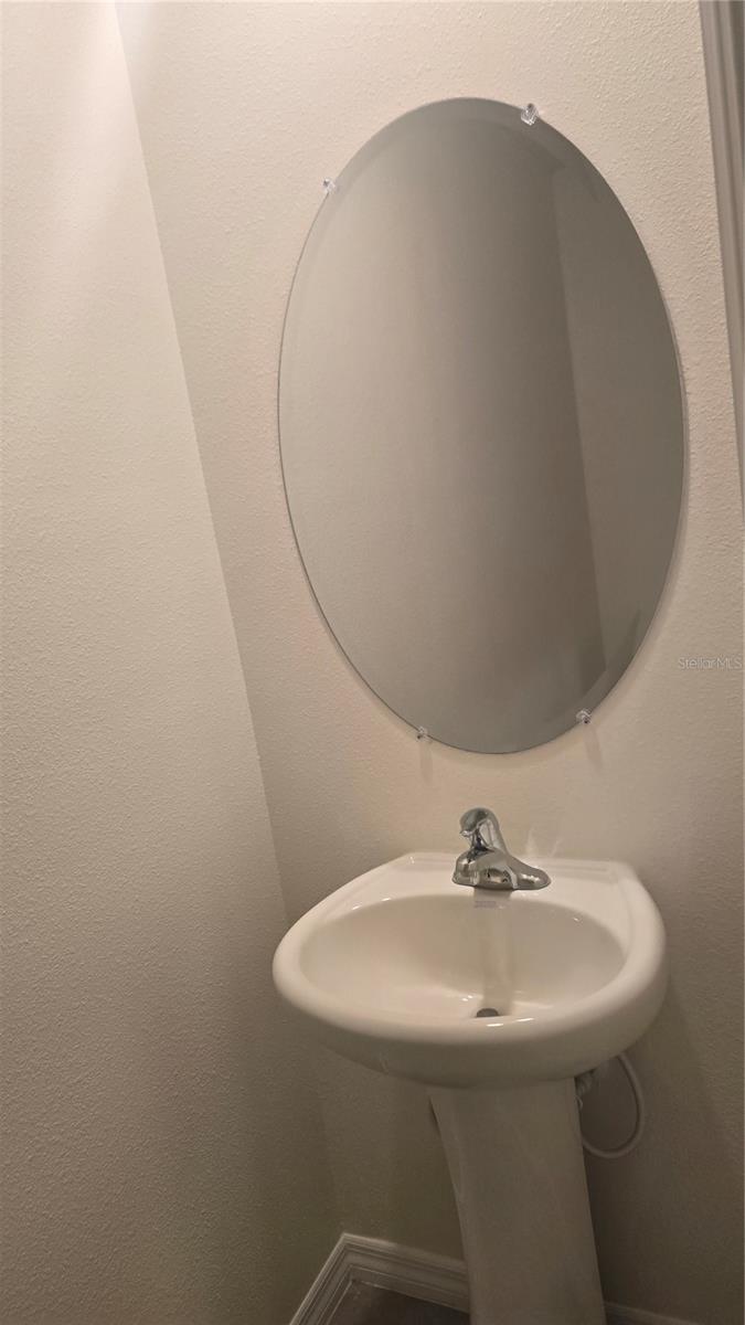 Image 18 of 66 For 5068 Captain Davis Drive